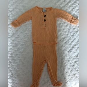 Lou Lou & company top and bottom